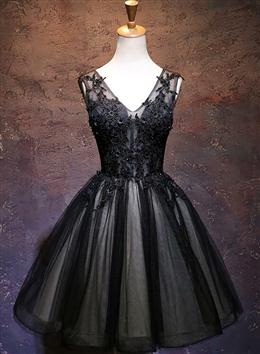 Picture of Adorable Black Color V-neckline Lace and Tulle Party Dresses, Short Prom Dresses